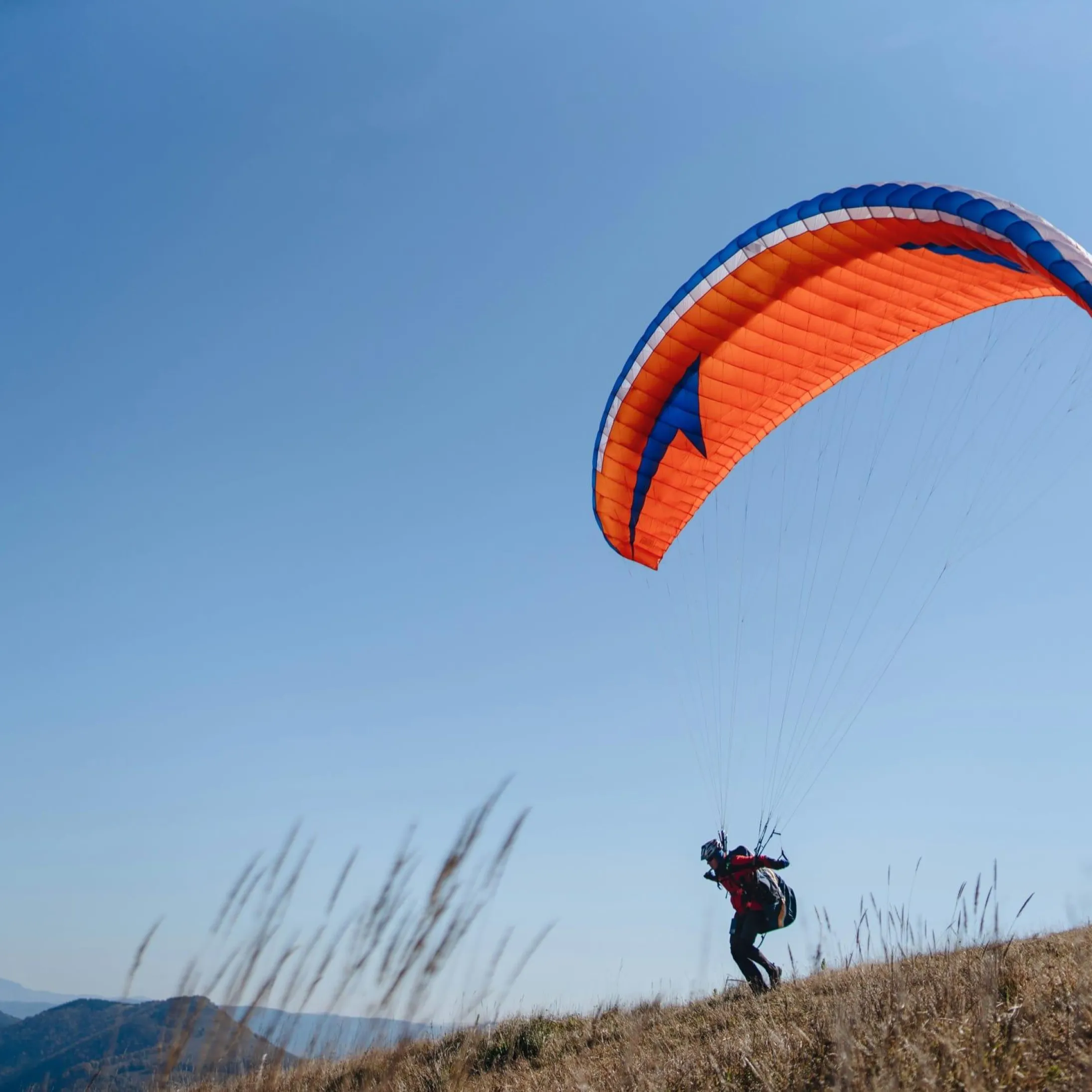 Paragliding alta badia